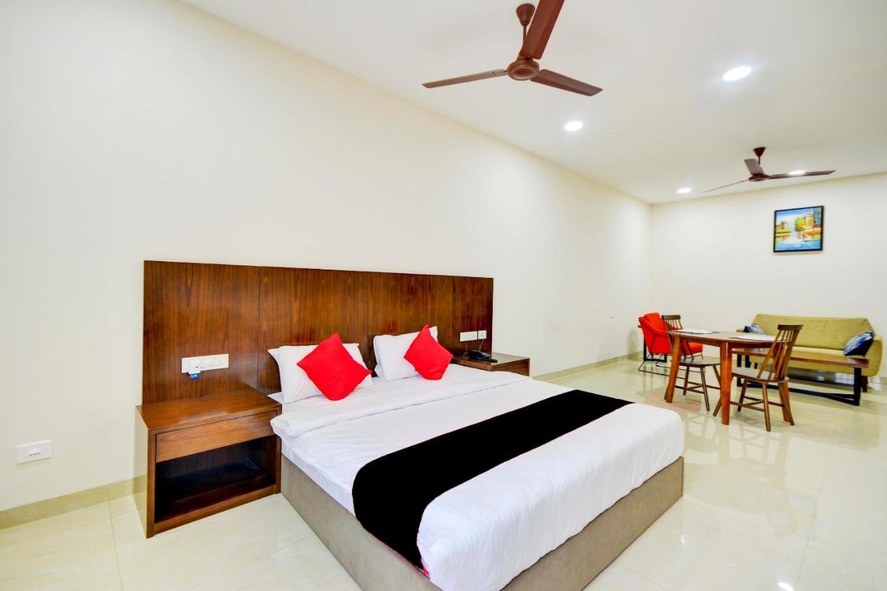 Mayfair Service Apartments Coimbatore Buitenkant foto