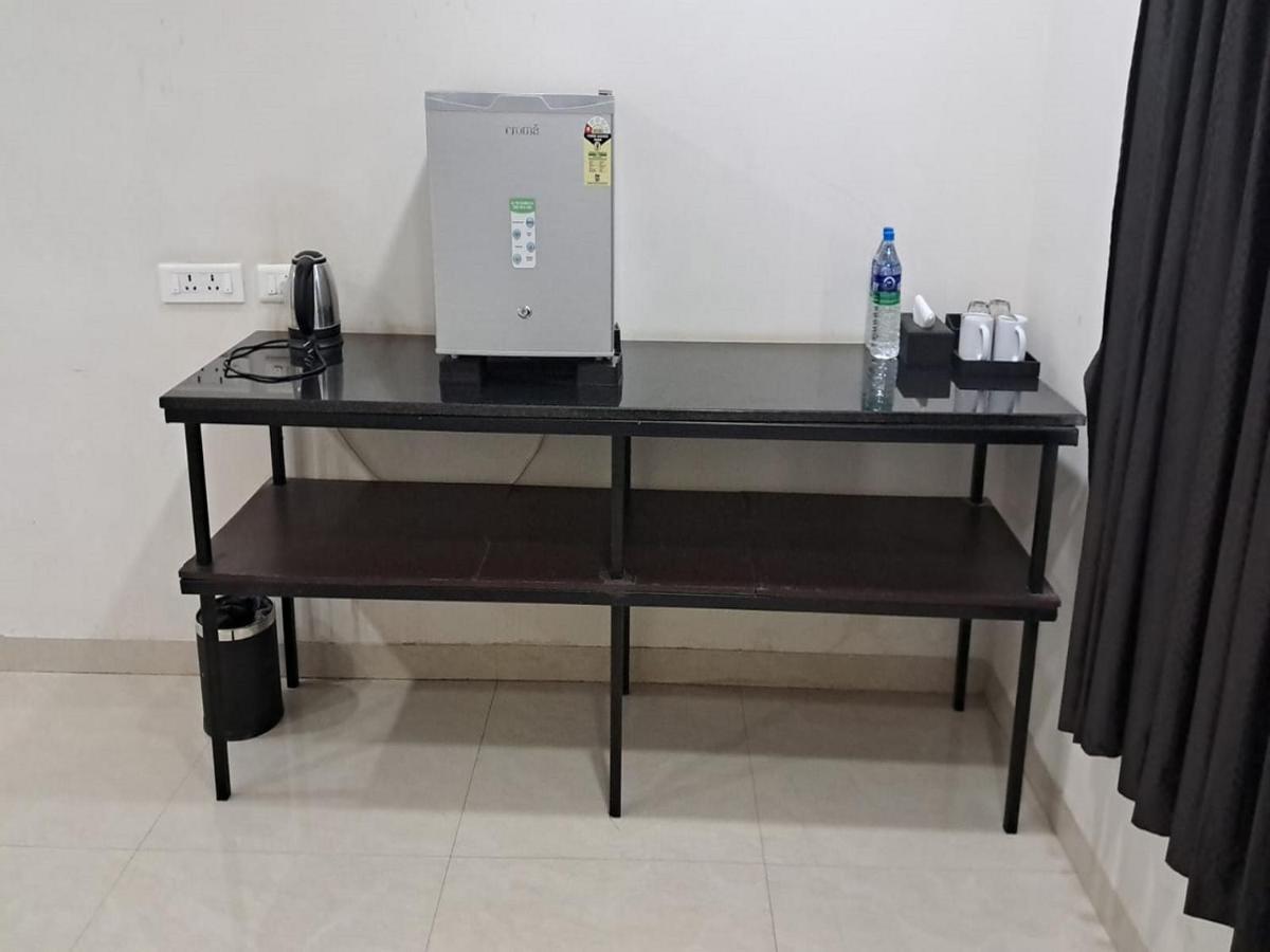 Mayfair Service Apartments Coimbatore Buitenkant foto