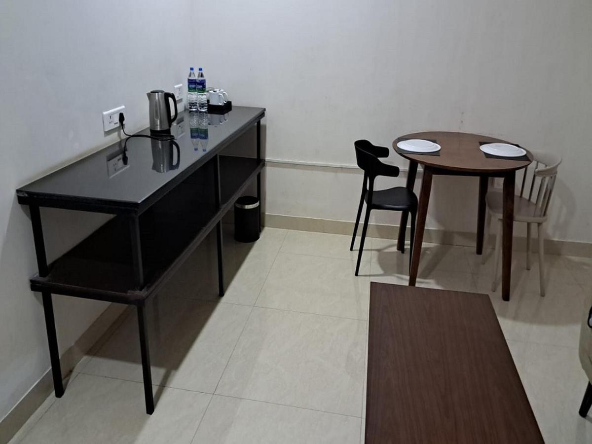 Mayfair Service Apartments Coimbatore Buitenkant foto